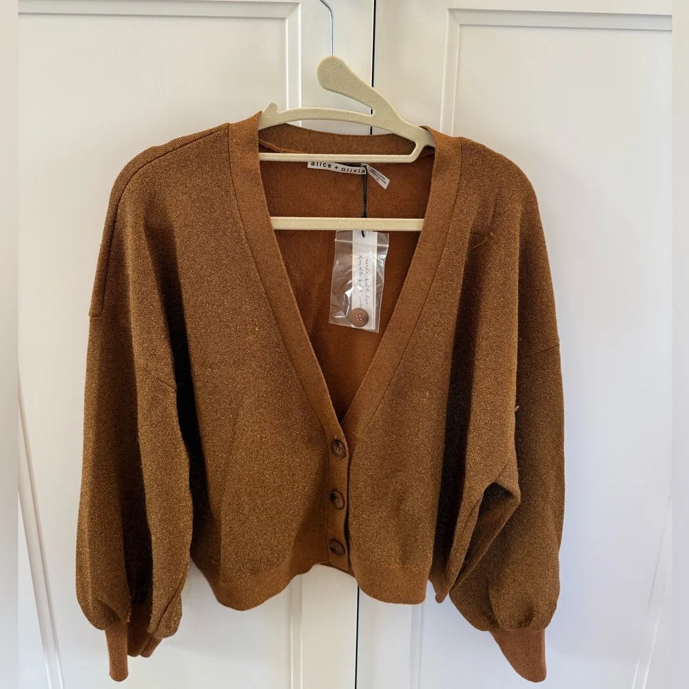 Alice + Olivia Cropped Metallic Wool Cardigan | NWT | Size L - Picture 2 of 4